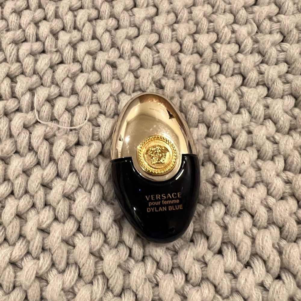 Versace perfume